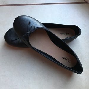 Old navy flats
